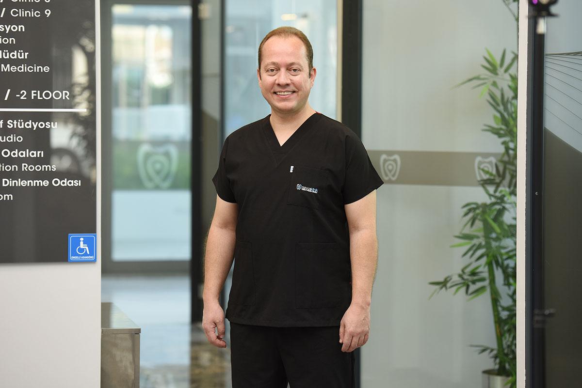 Dr Mustafa Sabri Şencan at the clinic